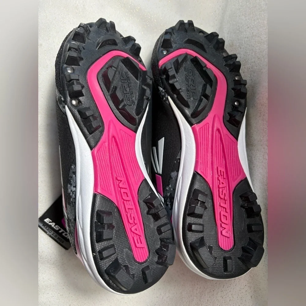 NWT Easton Mako 2.0 MSS Missy Softball Cleats